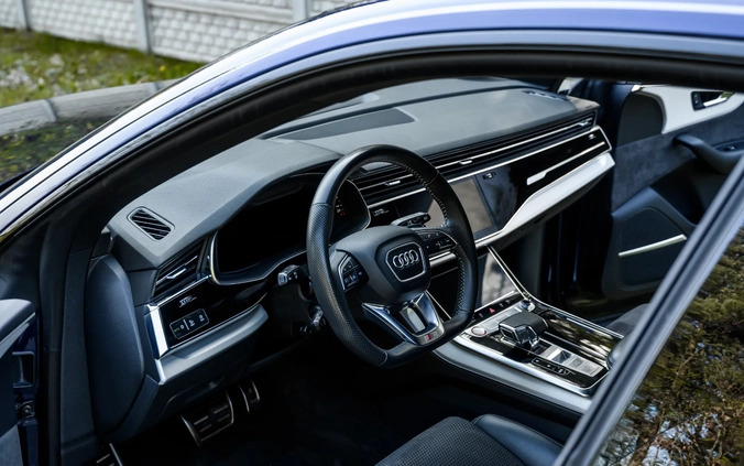 Audi SQ8 cena 375000 przebieg: 76000, rok produkcji 2019 z Wieruszów małe 352